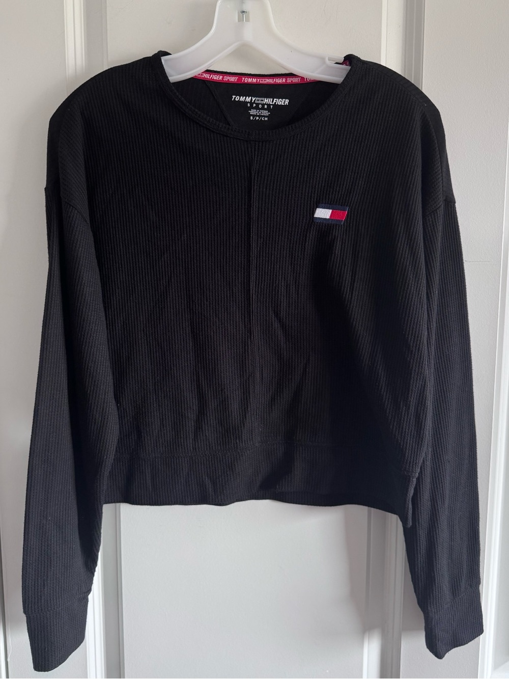 Tommy Hilfiger Sport Black Ribbed Long-Sleeve Crewneck top